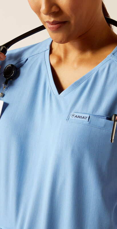 Clara 6 Pocket Scrub Top 01